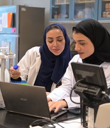 Using computer in lab